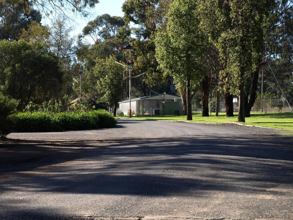 Cowra Holiday Park Luaran gambar