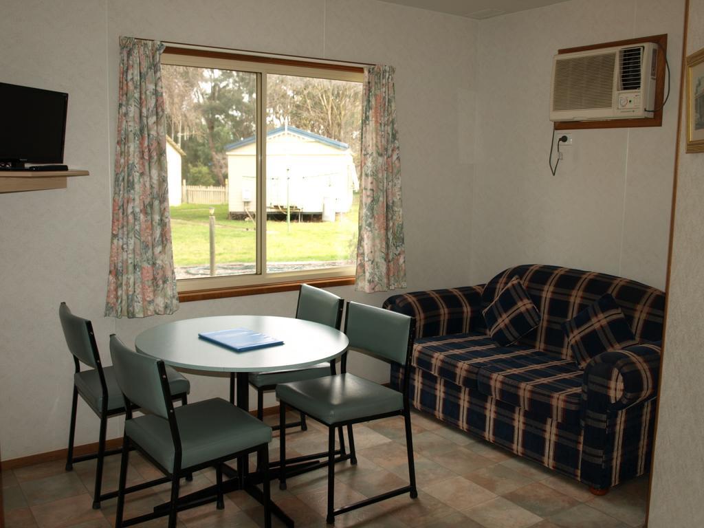 Cowra Holiday Park Bilik gambar